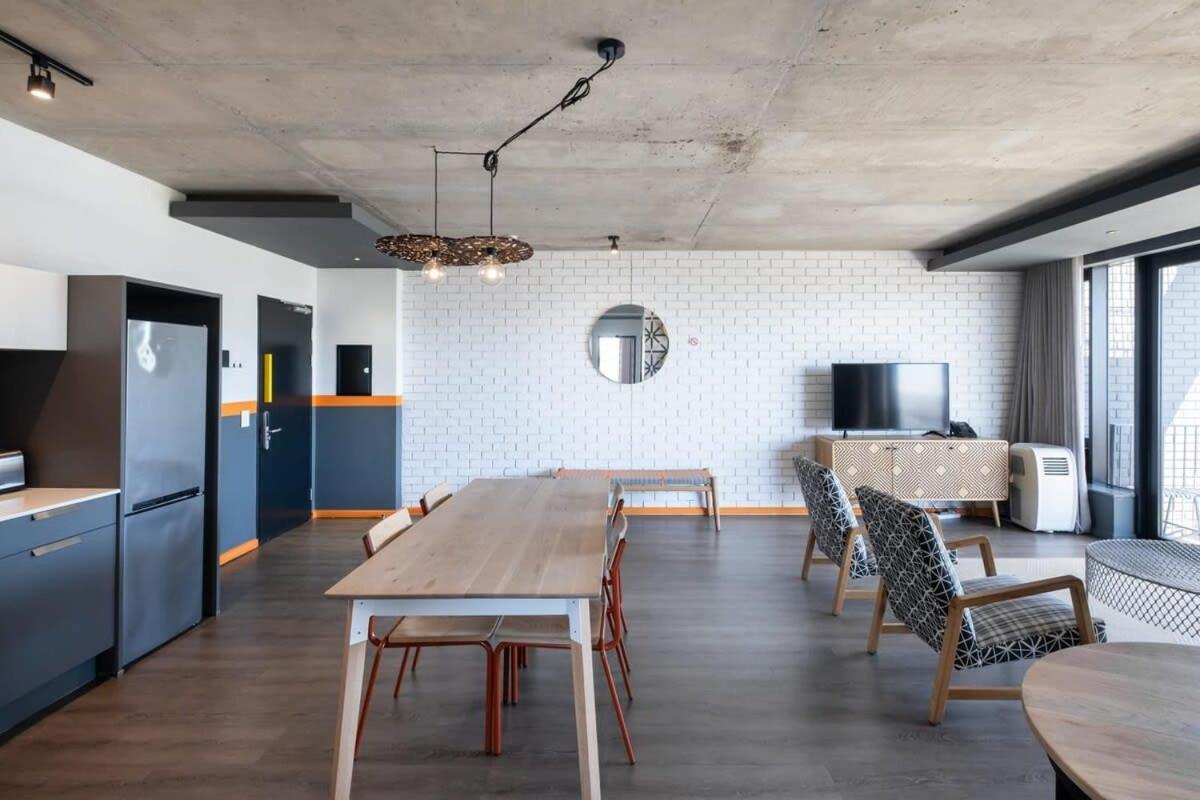 607 Wex1 By Perch Apartment